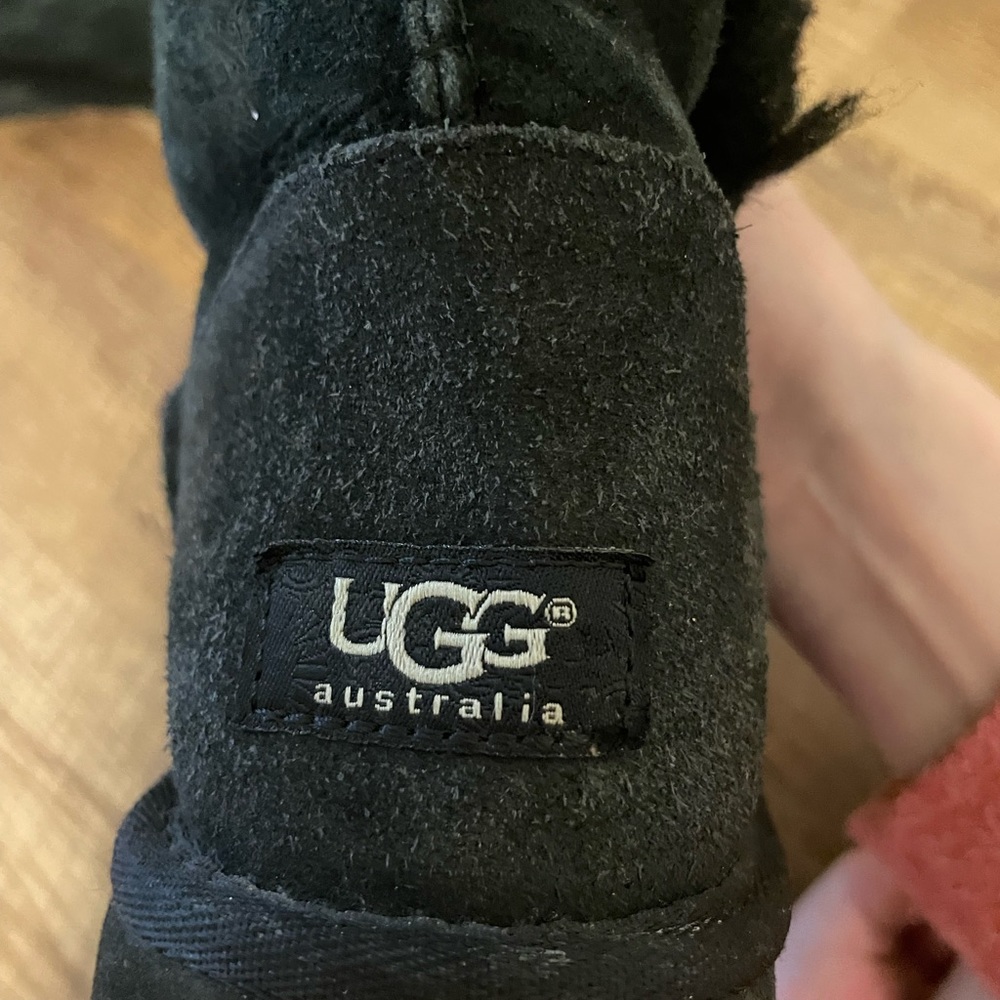 UGGS